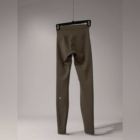 lululemon wunder under olive color - Picture 2 of 2